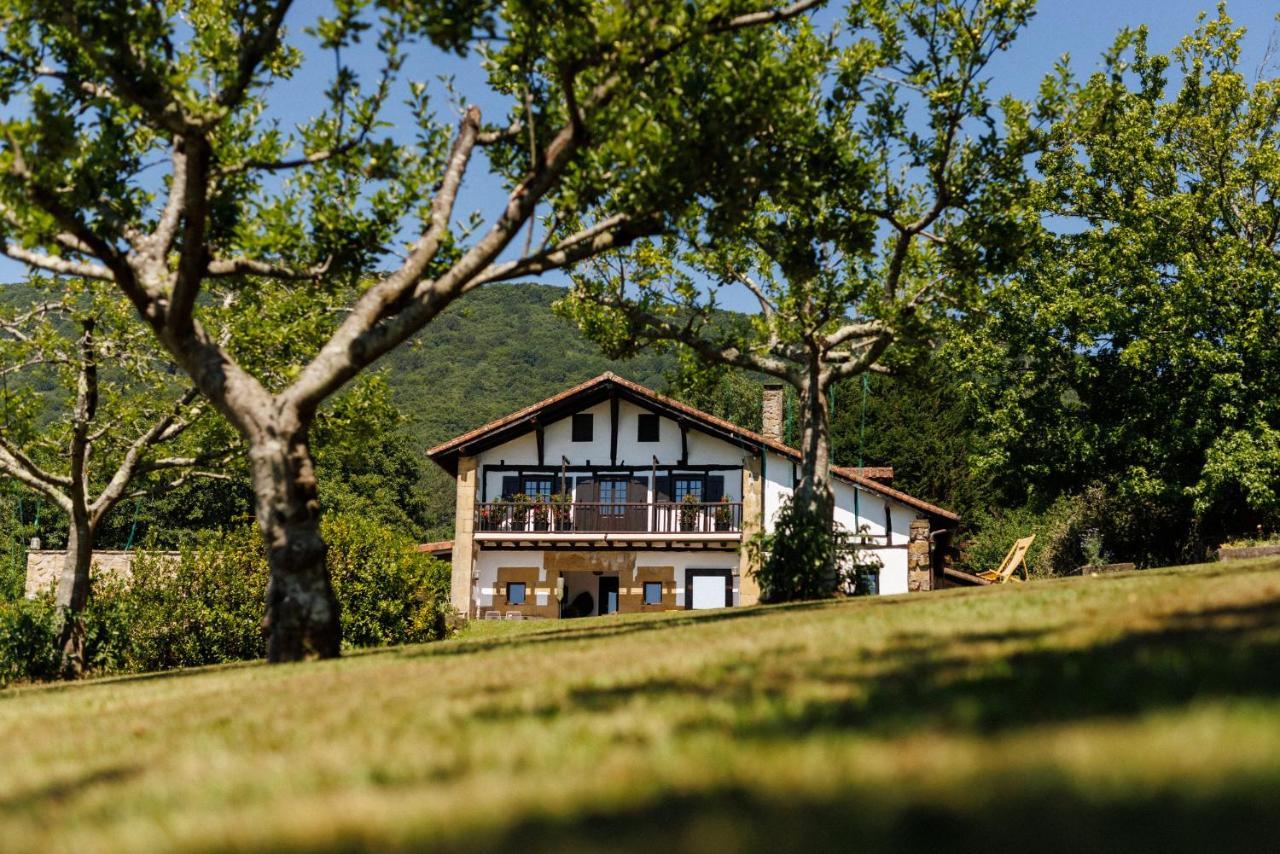 Landhaus Arotzenea *